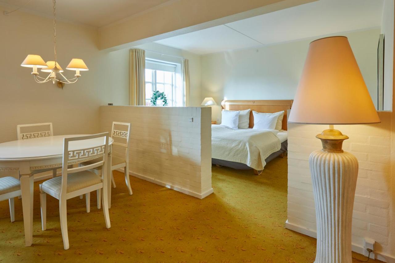 אודנזה Hotel Knudsens Gaard מראה חיצוני תמונה