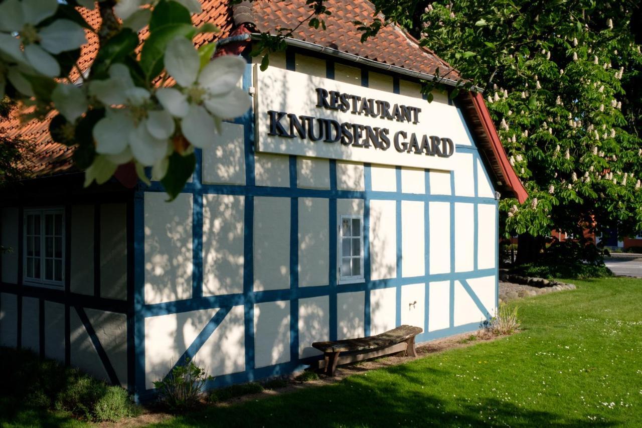 אודנזה Hotel Knudsens Gaard מראה חיצוני תמונה